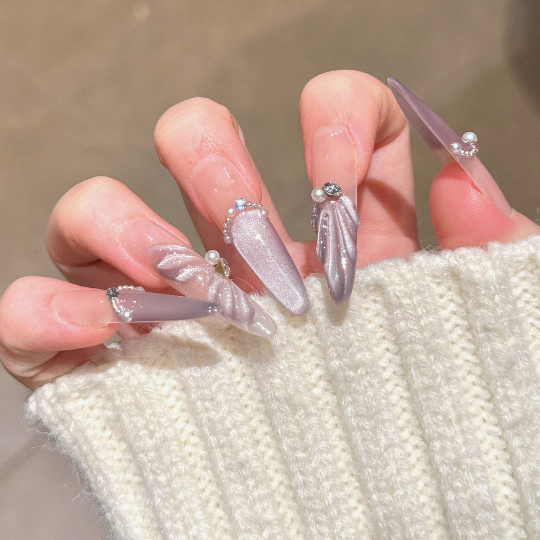 Glamorous Press-On Nail Art Set Karnz