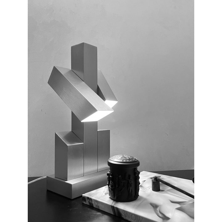 Moderne abstrakte Skulptur Tischlampe