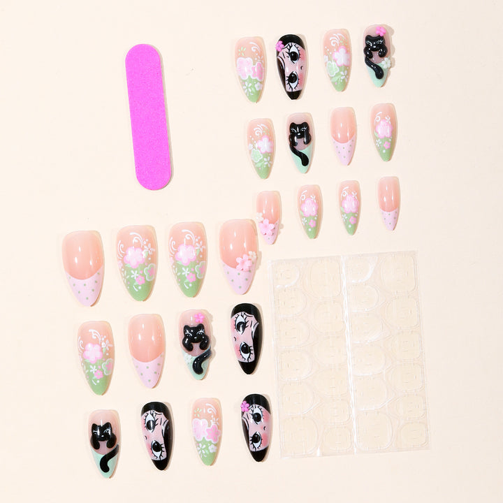 Künstlerischer Charakter Nagelkunst Karnz