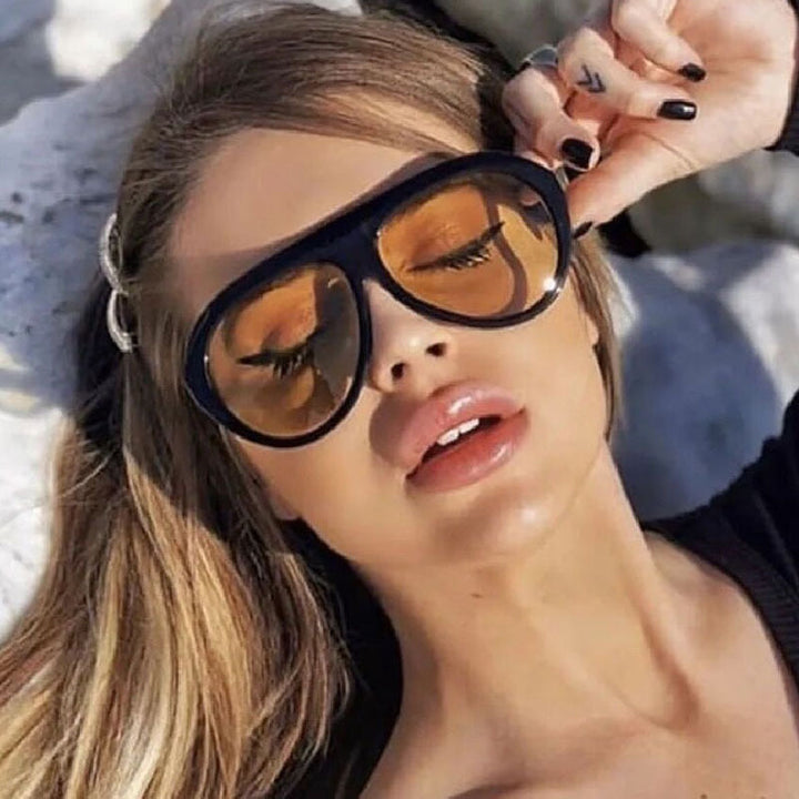 Damen oversized Sonnenbrille mit stilvollem Design und schützendem UV-Filter Karnz