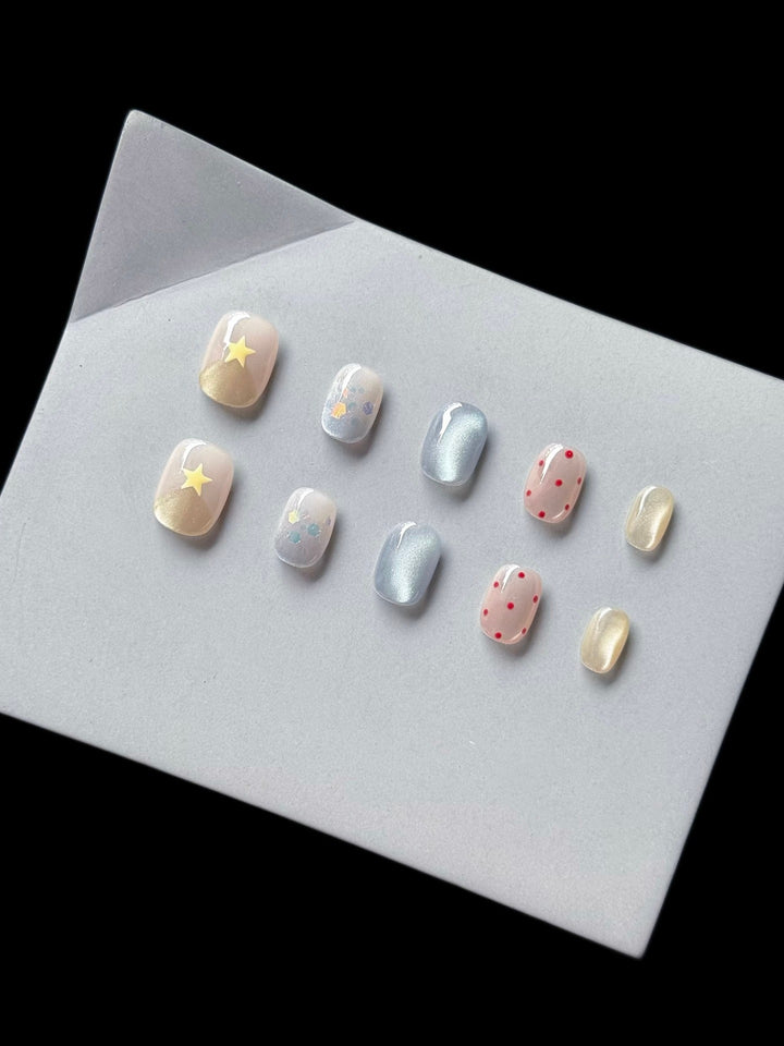 Künstlerisches Druck-Nagelkunstset mit Sternen und Punkten