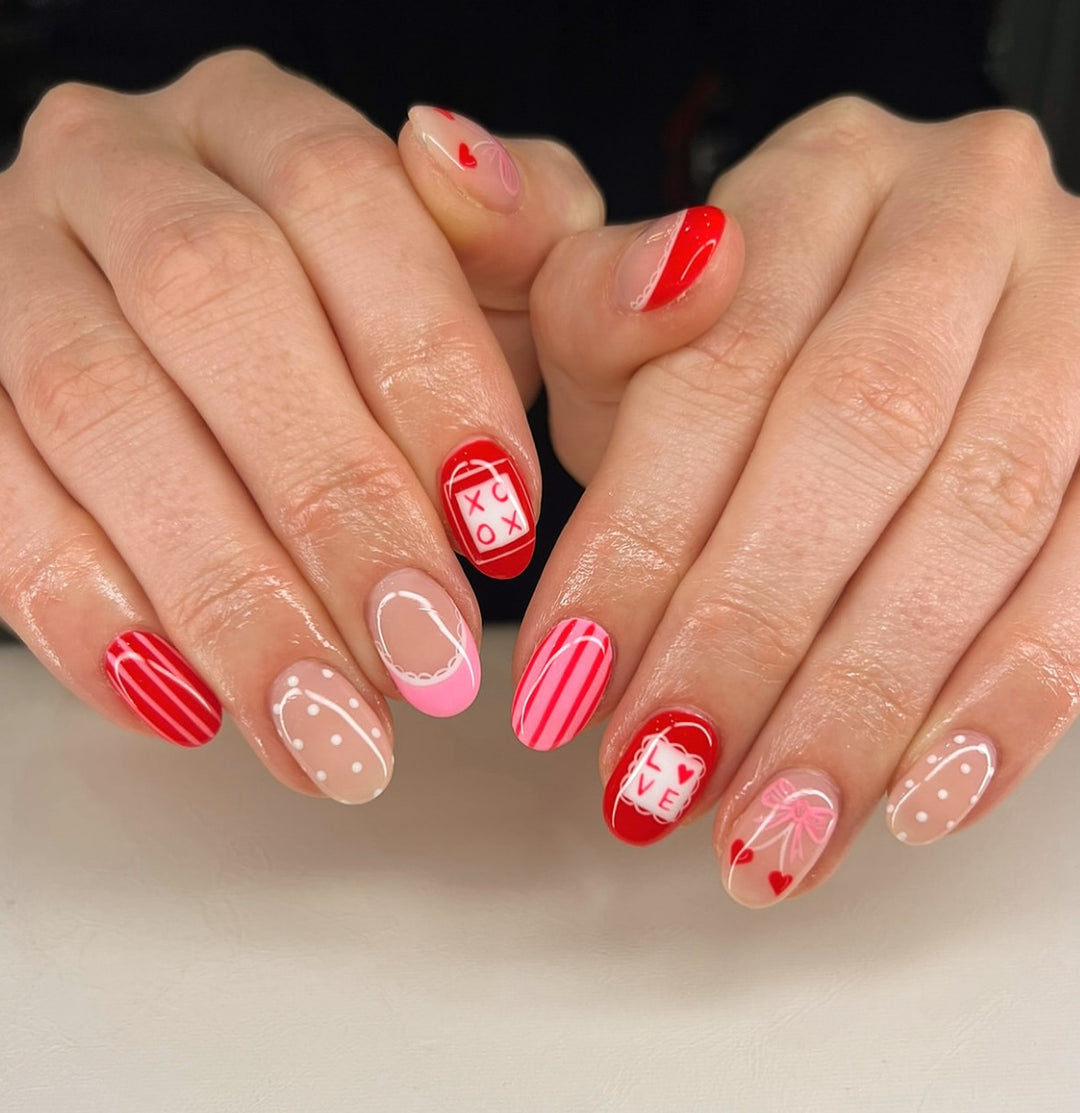 Festliches Nagelkunstdesign Karnz