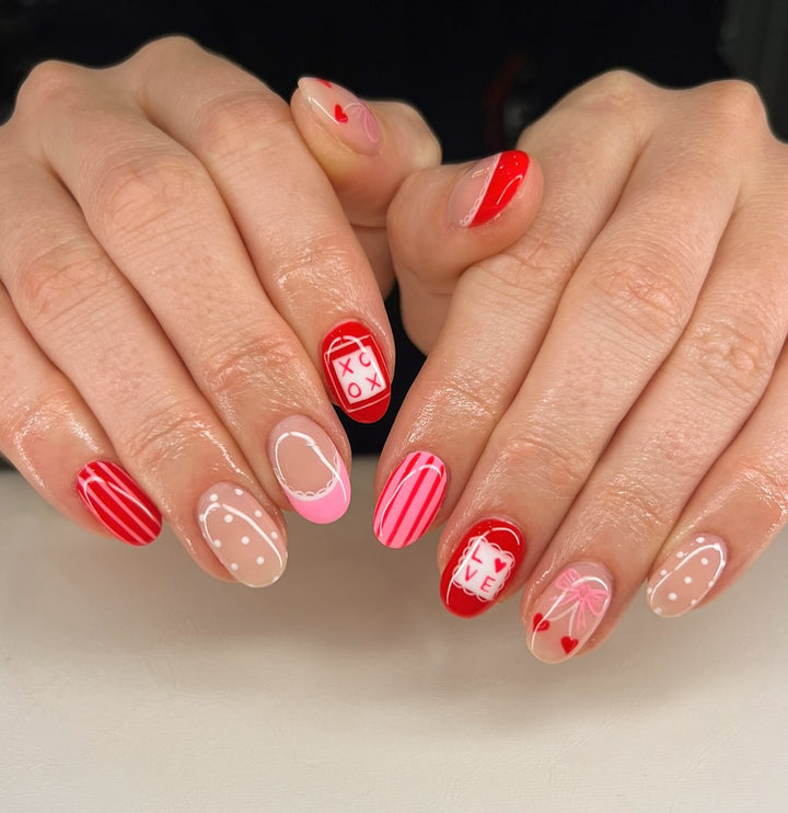 Festliches Nagelkunstdesign Karnz
