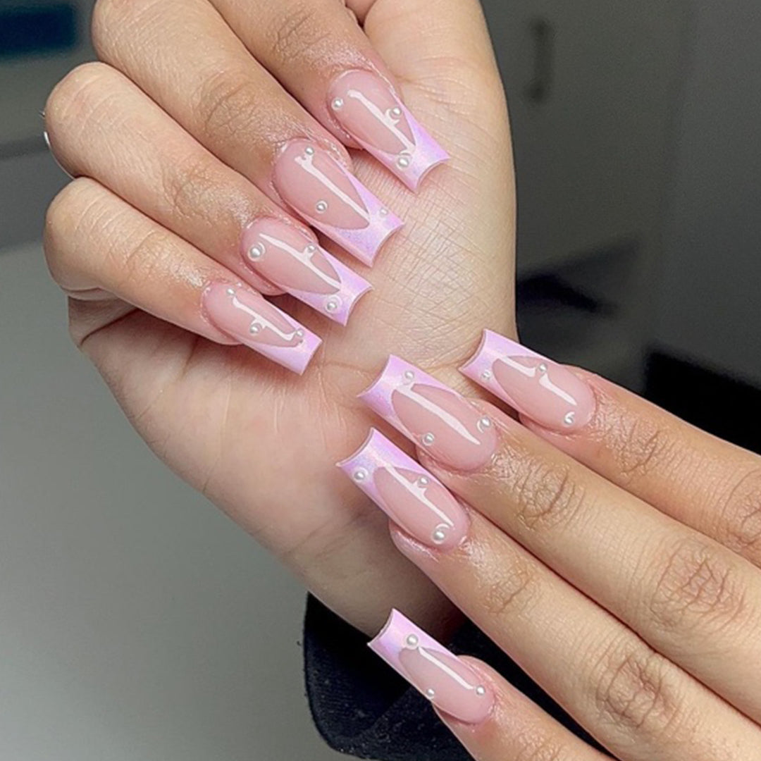Elegante 3D Perlenakzent-Nagelkunstverlängerungen Karnz