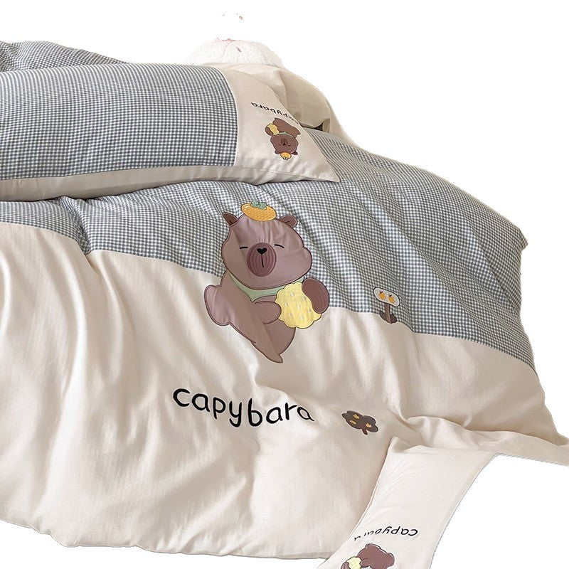 Baumwollsatin Capybara bestickter Bettbezug und Kissenbezug Set mit Gingham-Panel