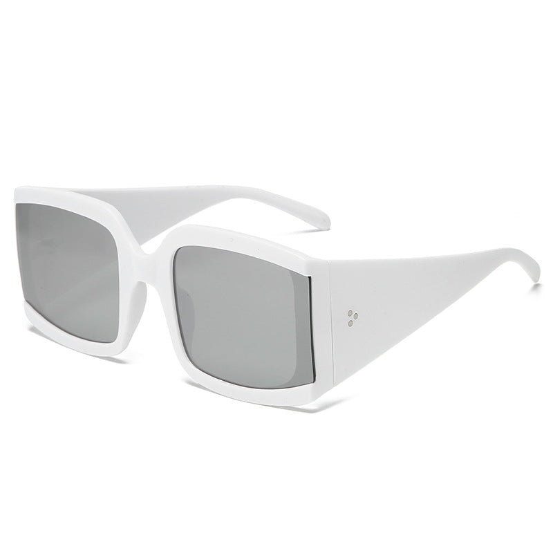 Damen oversized Sonnenbrille im modernen minimalistischen Stil Karnz