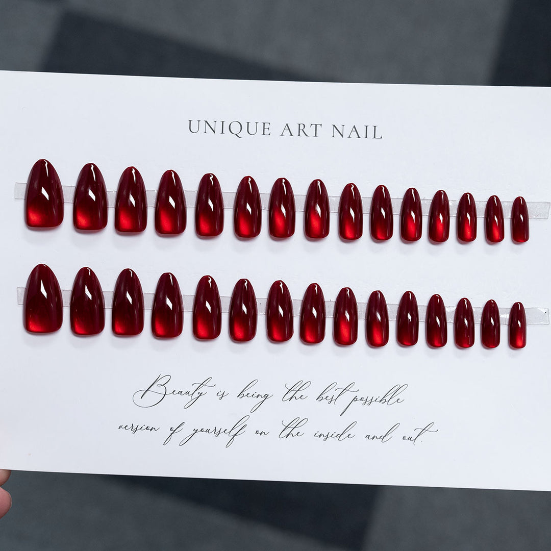 Glänzendes Stiletto Kunst Press-On Nagelset
