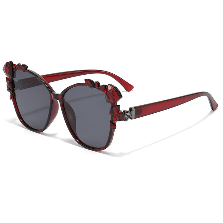 Glamouröse Cat-Eye-Sonnenbrille mit Kristallverzierungen Karnz