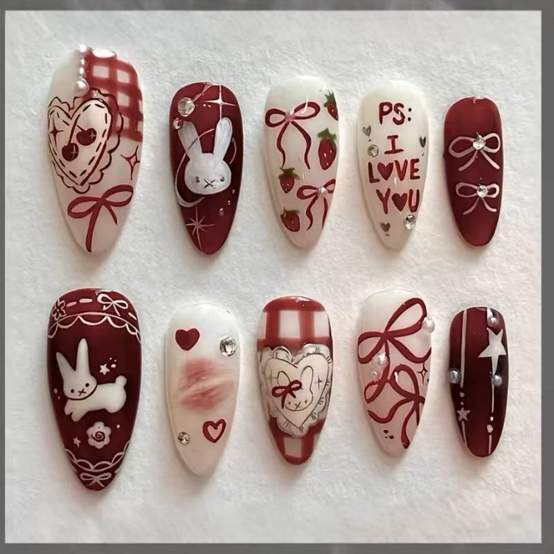 Kunstfingernägel mit Romantischen Liebesmotiven Karnz