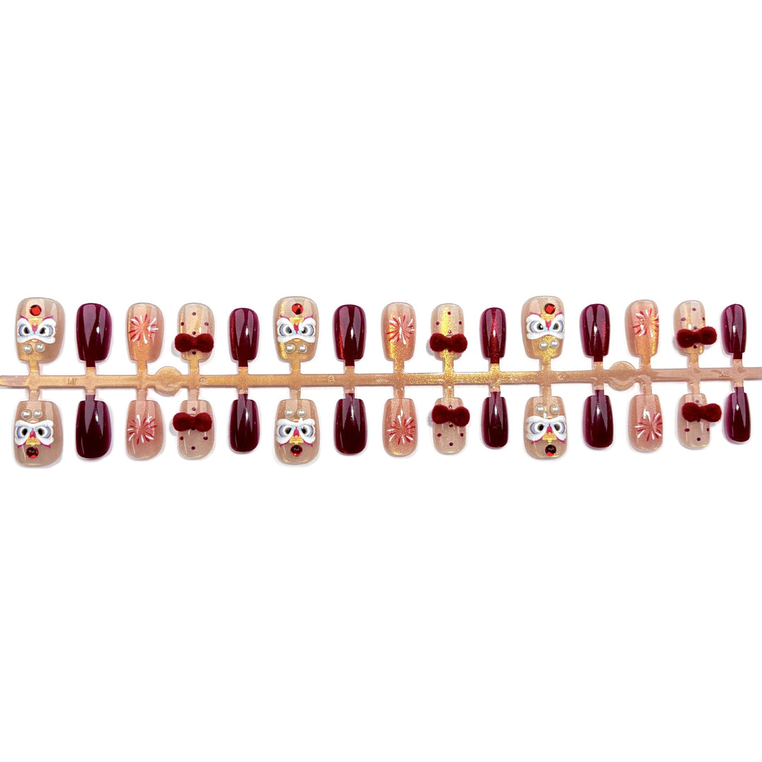 Künstlerisches rotes Press-On-Nagelkunst-Set