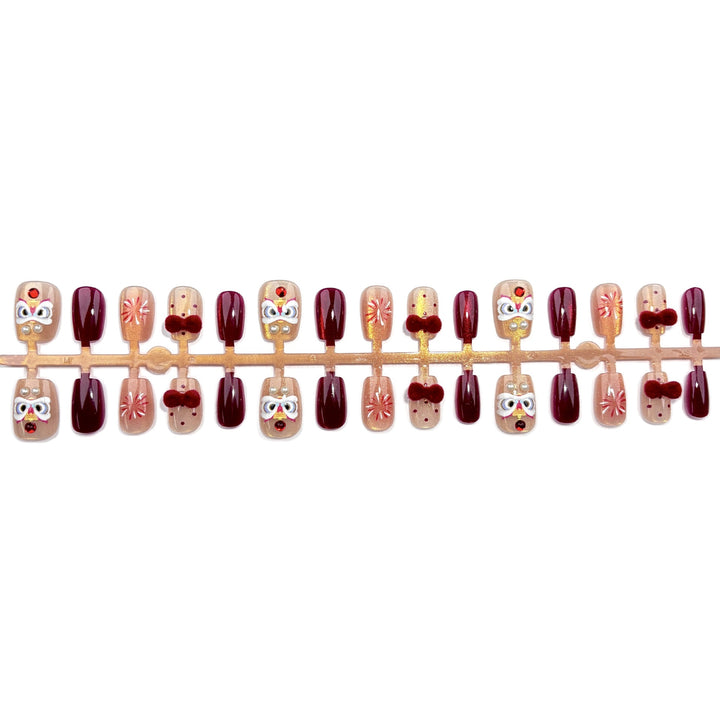Künstlerisches rotes Press-On-Nagelkunst-Set