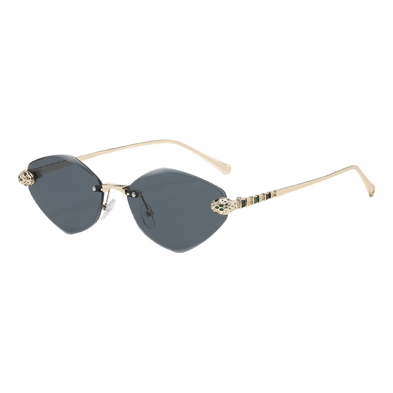 Damen Cat-Eye Sonnenbrille mit luxuriösem Schmuckrahmen Karnz