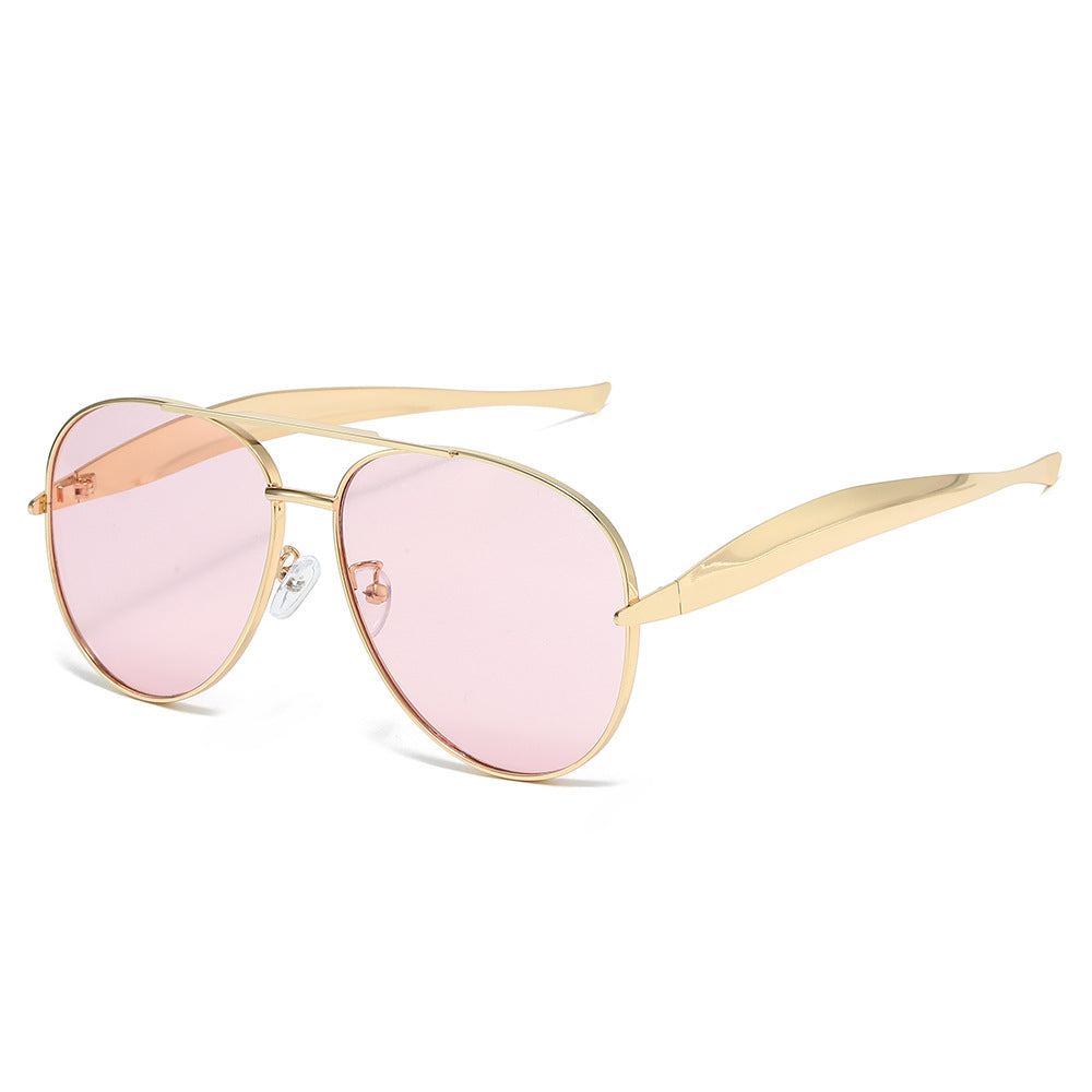 Chic Aviator Sonnenbrillen mit stilvollen Metallakzenten Karnz