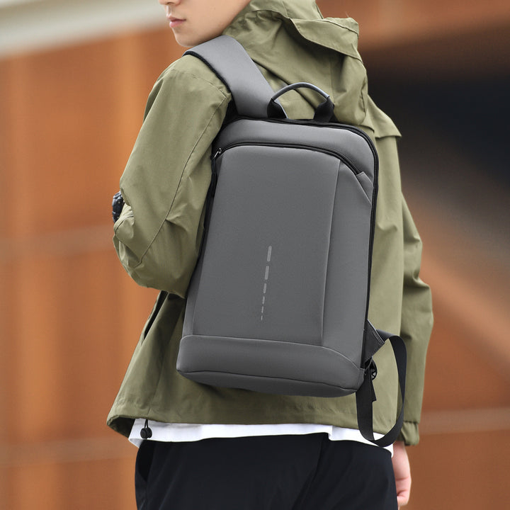 Vielseitiger technologiefreundlicher Laptop-Rucksack Karnz