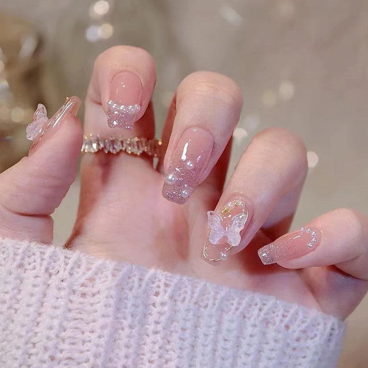 Künstliche Fingernägel mit Herz-Design Karnz