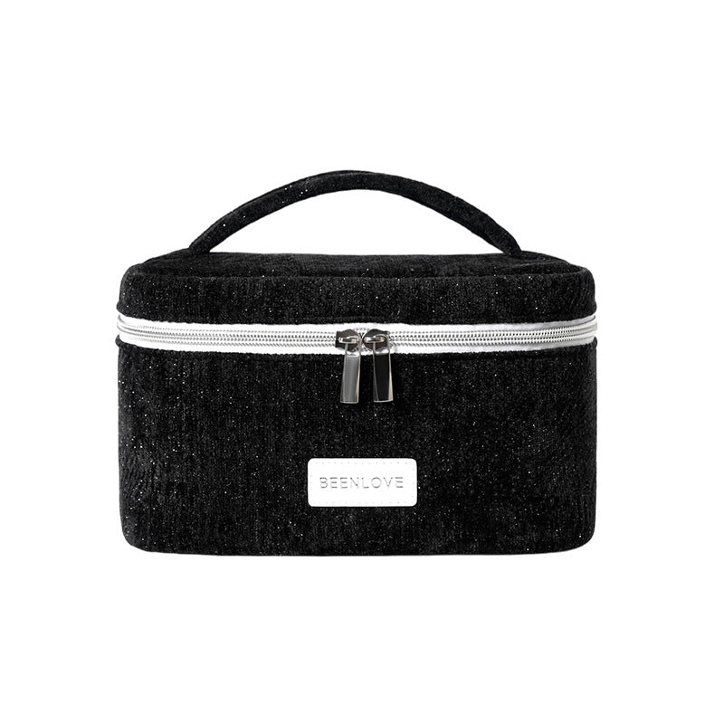 Stilvolles Makeup-Etui Karnz