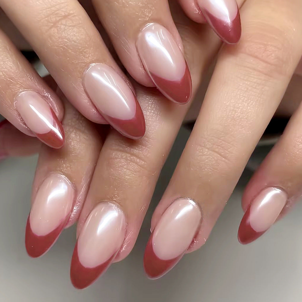 Elegante mandelförmige Press-On Nagelkunst Karnz