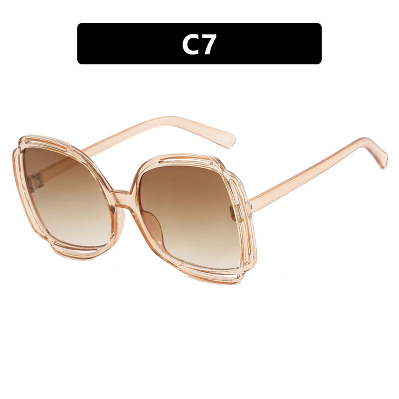 Damen oversized Sonnenbrille im modischen Retro-Design Karnz