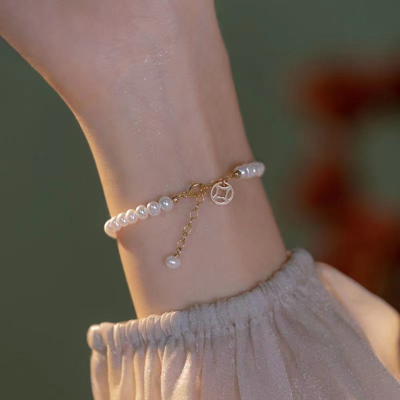 Elegante Perlen Charm Armband Karnz