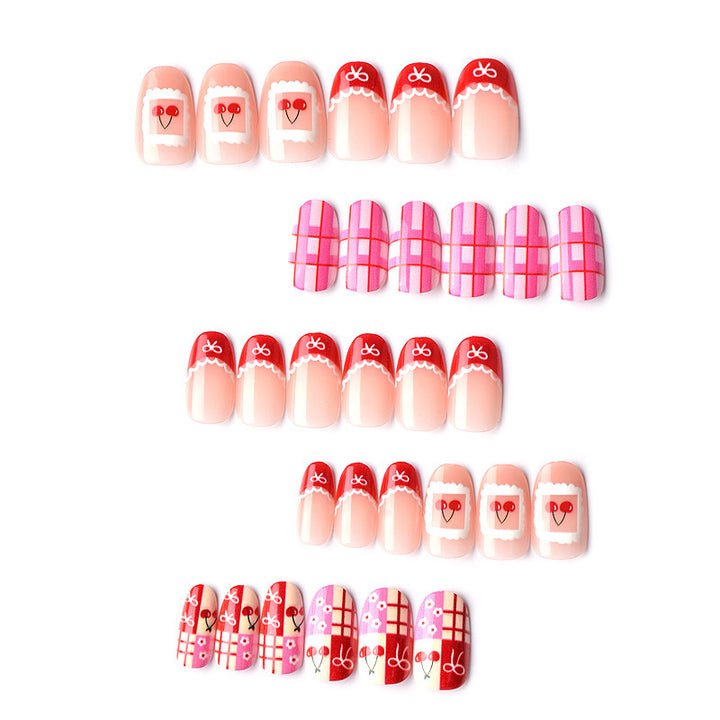 Künstlerisches Urlaubs-themed Press-On Nageldesign Karnz