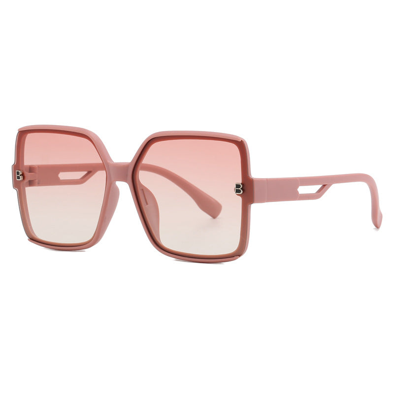 Damen modische oversized Sonnenbrille mit extravaganten Akzenten Karnz