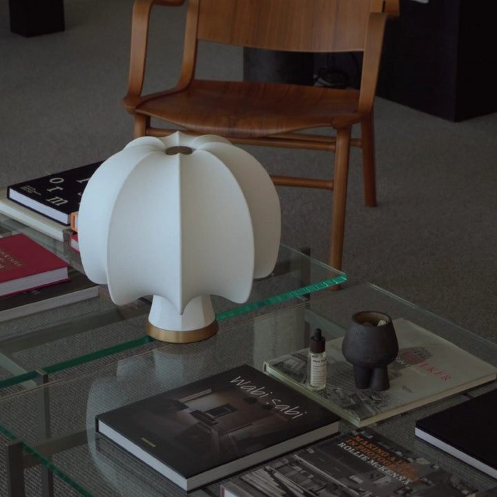Moderne elegante Tischlampe