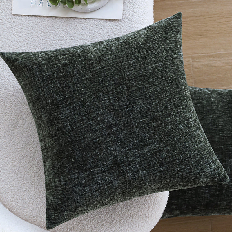 Quadratischer Kissenbezug aus soften Chenille-Samt mit melierter Struktur Karnz