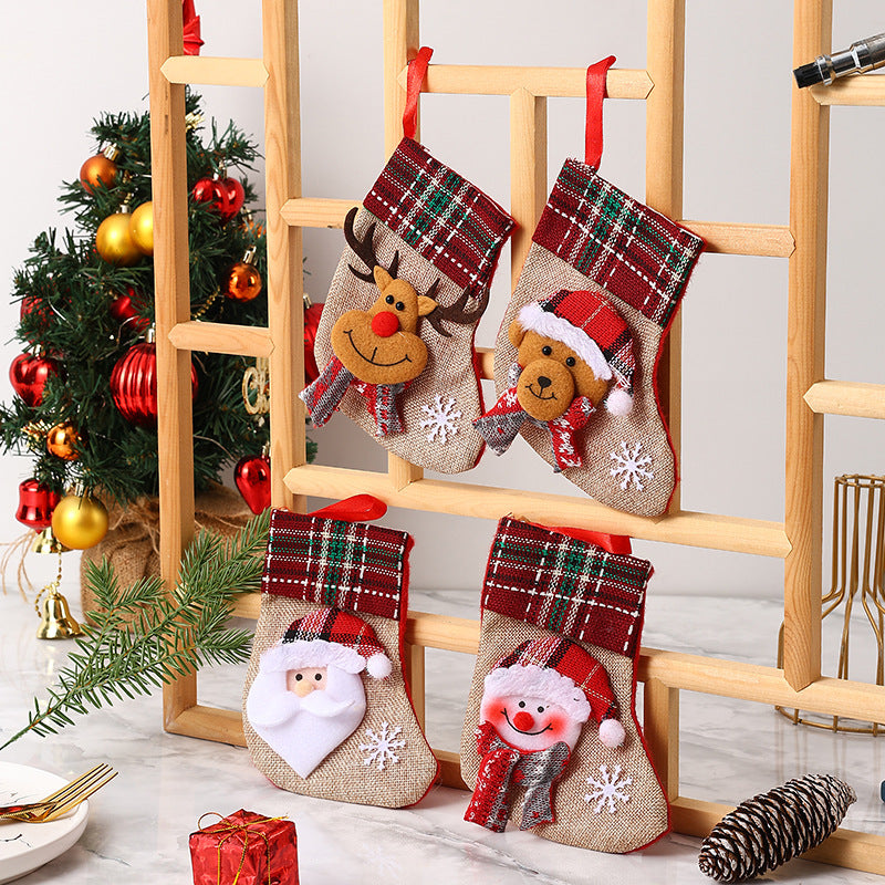 Weihnachtliche Socken Karnz