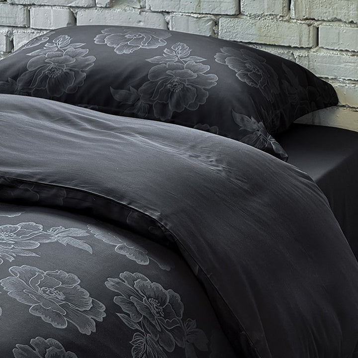 Satin-Bettbezug-Set mit dezentem Ton-in-Ton Blumenjacquard