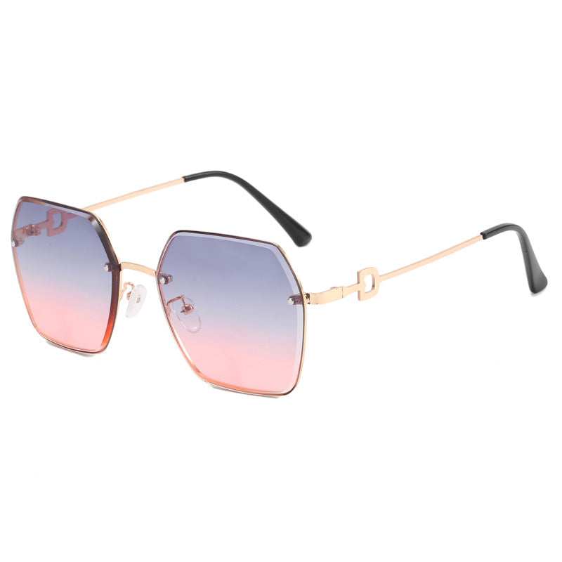 Damen extravagante und moderne Sonnenbrille im ausgefallenen Design Karnz