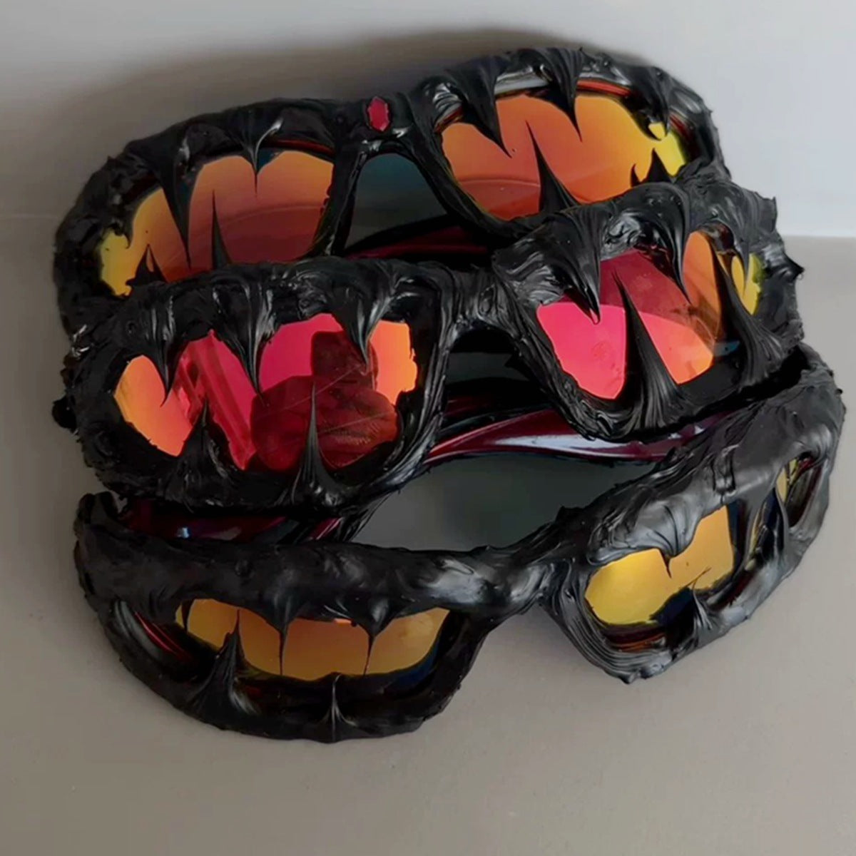 Damen Sportsonnenbrille mit kreativem Monster-Design Karnz