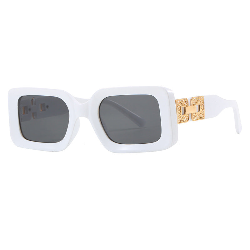 Damen Polygone Sonnenbrille mit glamourösem Verzierungsrahmen Karnz