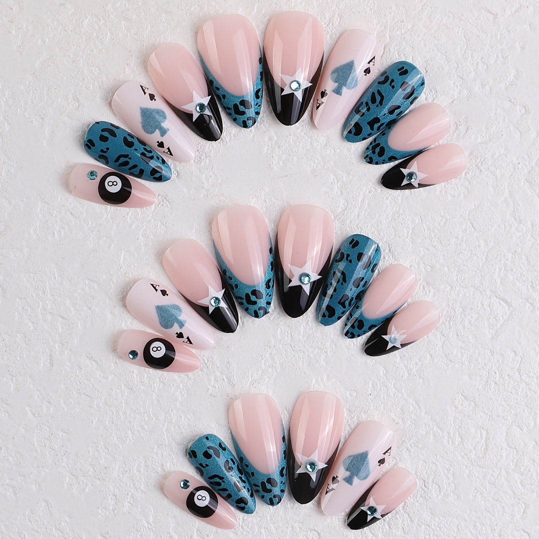 Dekorative Nagelkunst