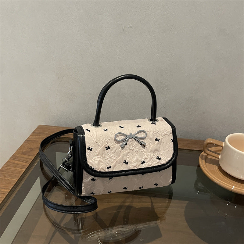 Dekorative Mini-Handtasche