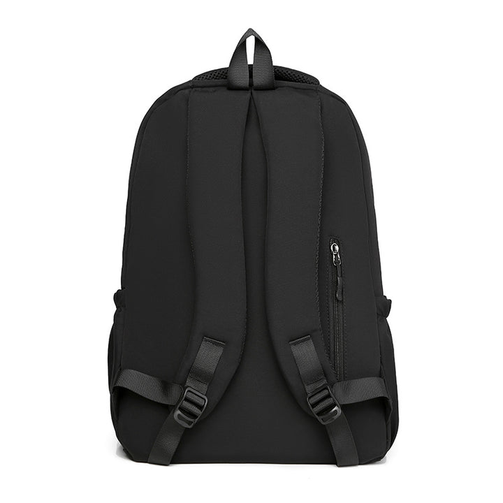 Innovativer Multi-Compartment Rucksack Karnz