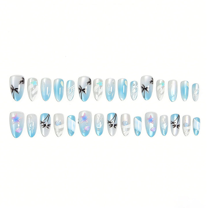 Kunstnagelset mit eleganten Wasser- und Meeresmotiven Karnz