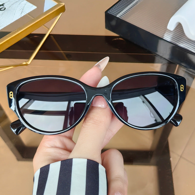 Damen Cat-Eye Sonnenbrille mit modernem Kunststoffrahmen Karnz