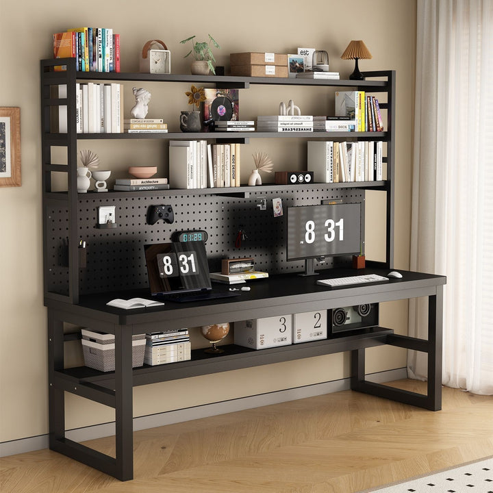 Multifunktionaler Arbeitsbereich mit Regal Karnz