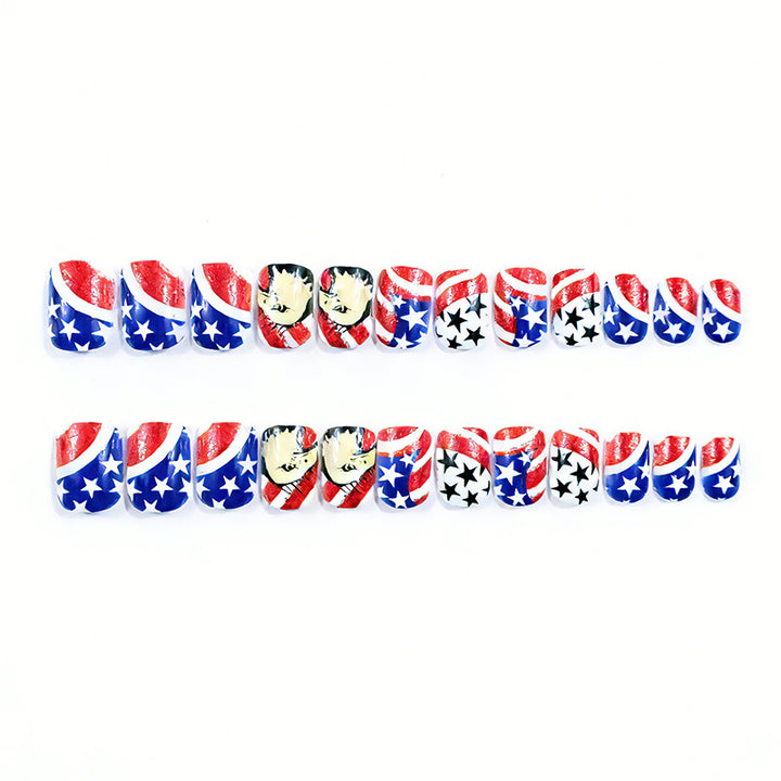 Künstlerische Nagelkunst Karnz