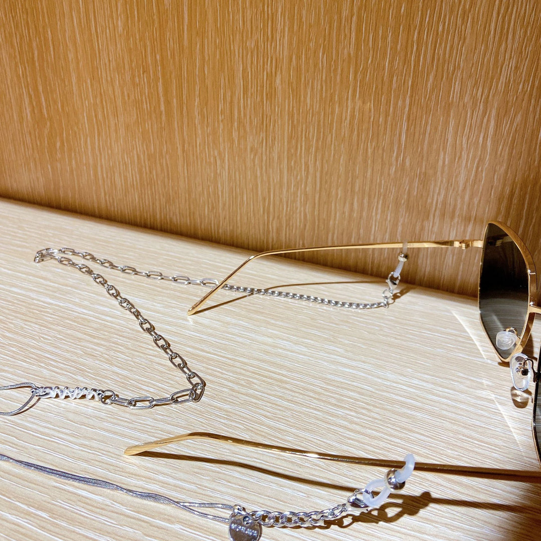 Modische Sonnenbrille mit Luxuriösem Kettenband Karnz