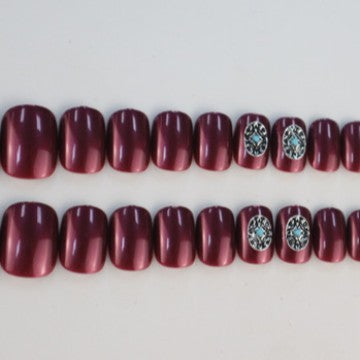 Dekorativer Press-On Nagelkunst-Kit