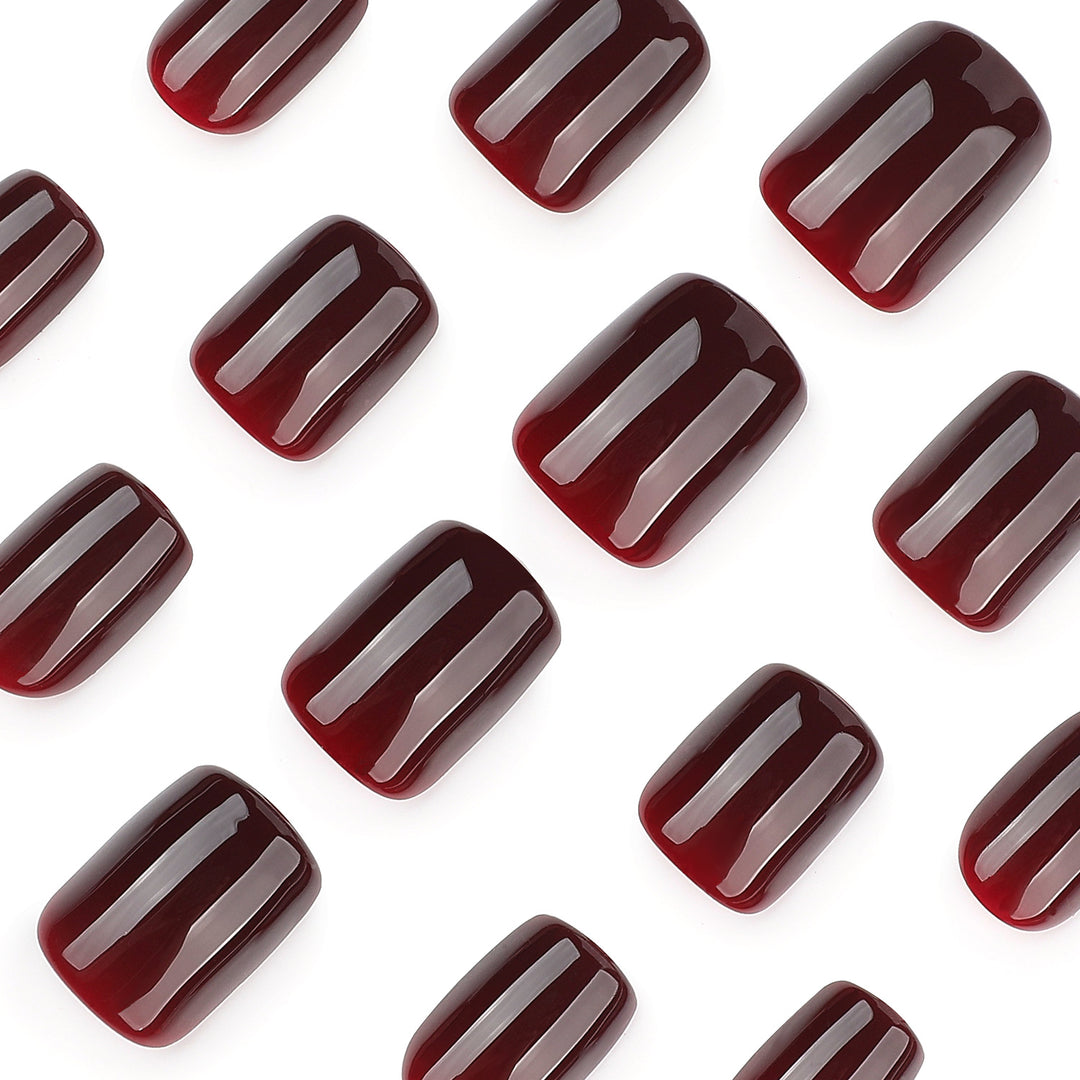 Hochwertige und elegante Nagelkunst Karnz