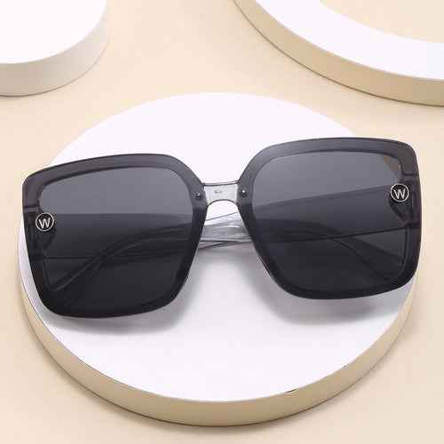 Damen modische quadratische Sonnenbrille mit extravagantem Design Karnz