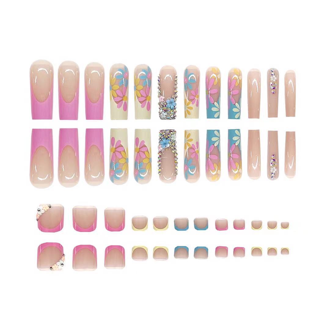Dekorativer Nagelkunst-Design-Set Karnz