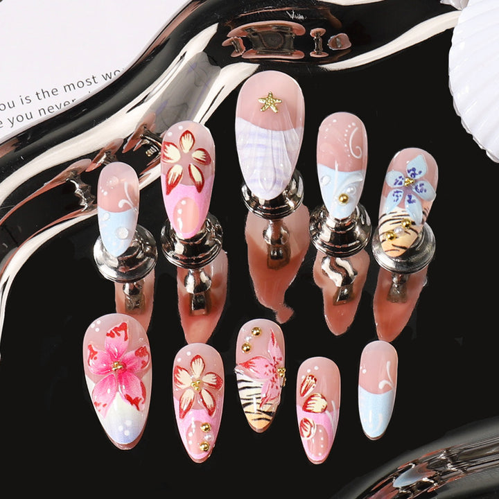 Künstlerisches Floral-Themen Fingernagel-Set Karnz