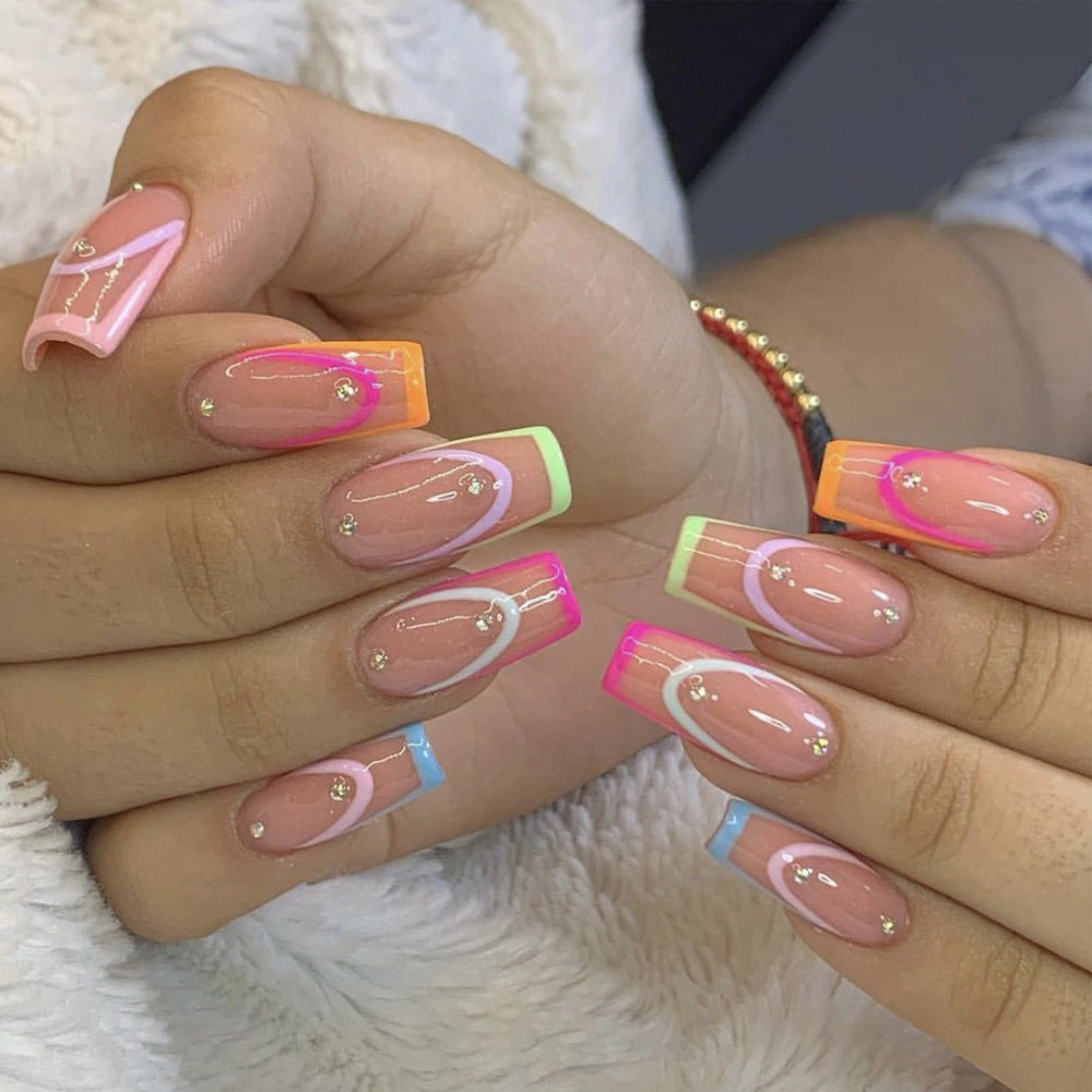 Dekorative Bunte Französische Spitze Nagelkunst Erweiterungen Karnz