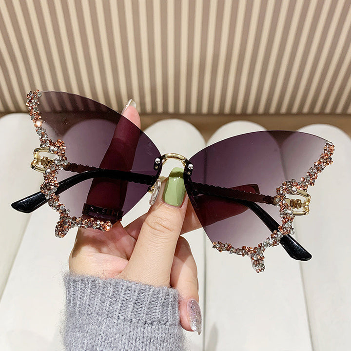 Damen extravagante Sonnenbrille mit funkelndem Butterfly-Design Karnz