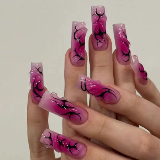 Künstlerische langanhaltende Nagelverlängerungen Karnz