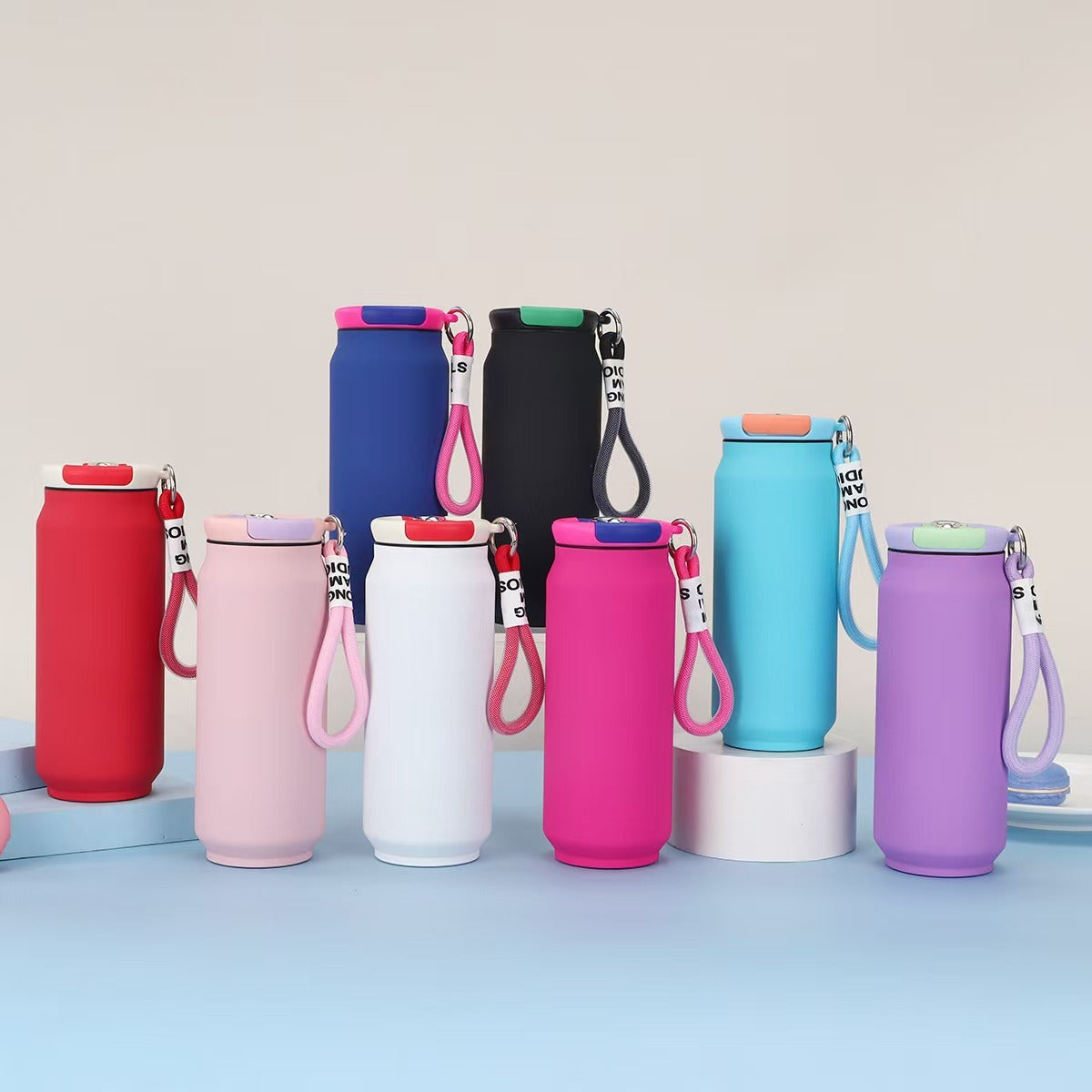 Damen isolierte Wasserflasche mit praktischem Tragegriff Karnz