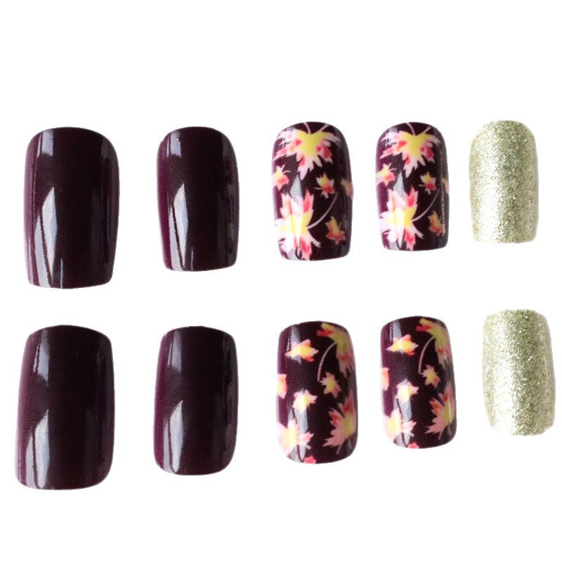 Dekorative herbstliche Acryl-Nagelverzierungen Karnz